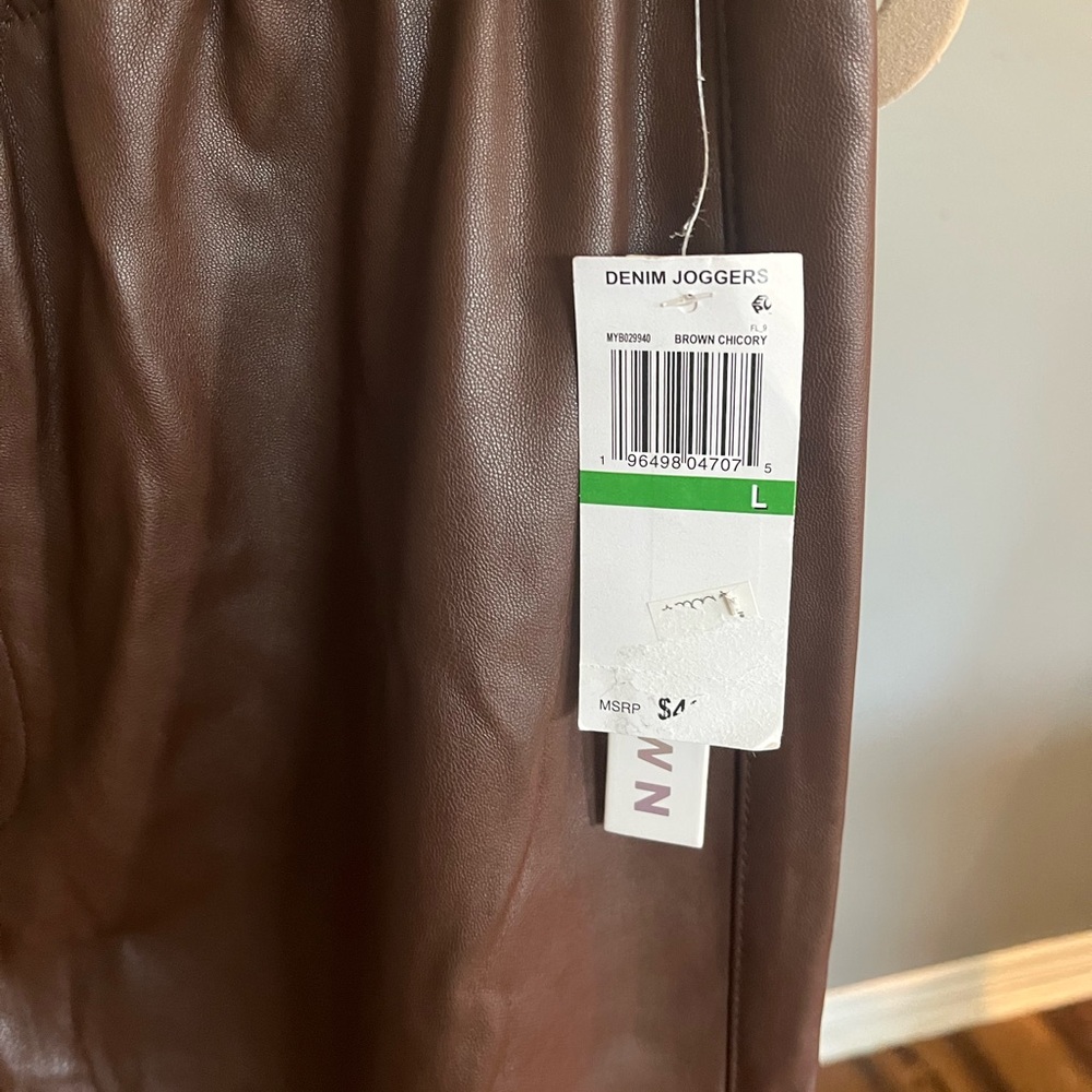 Woman’s Brown Leather Joggers - Picture 3 of 4